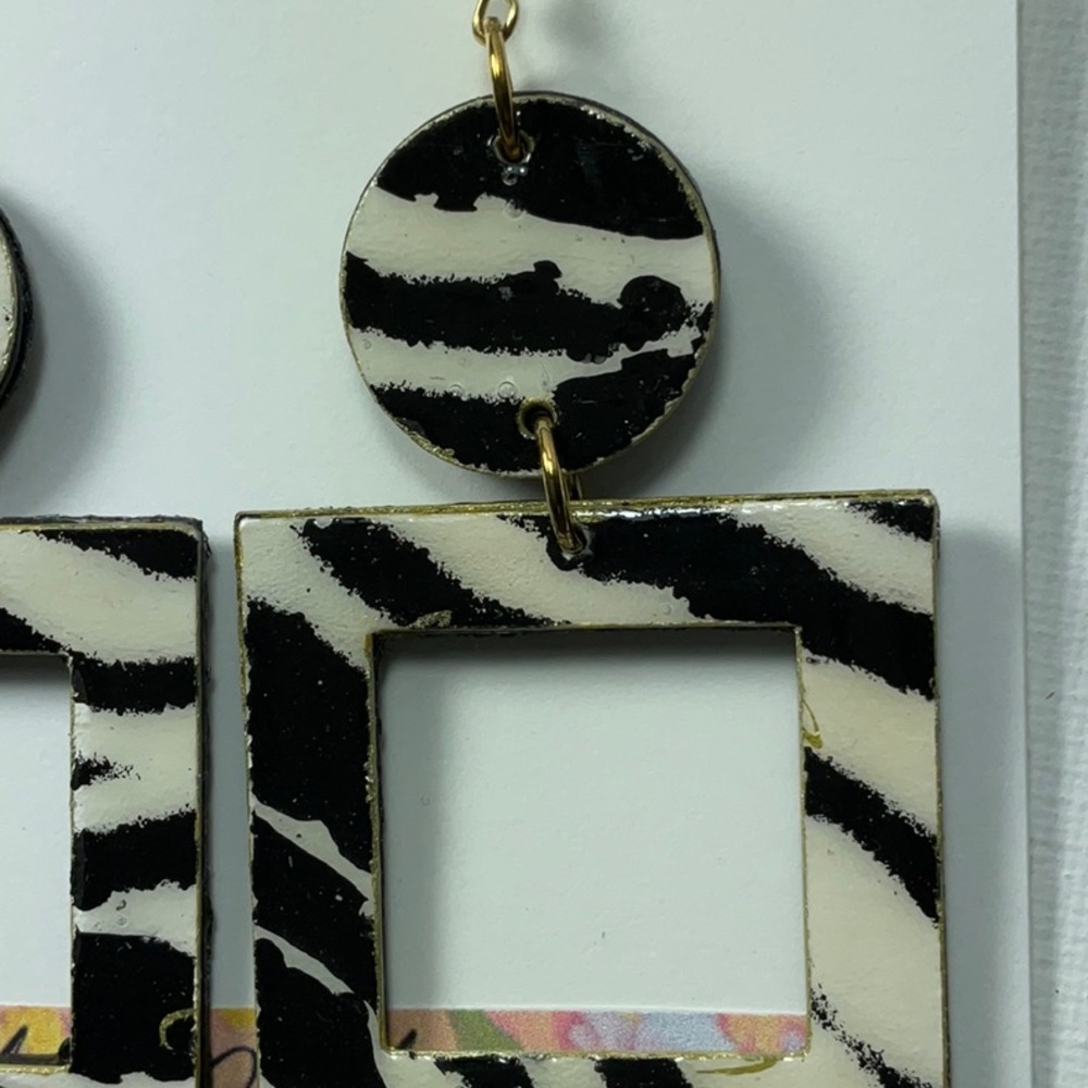 Hand Crafted Black and White Square Zebra Animal Print Statement Earrings - Picture 6 of 9